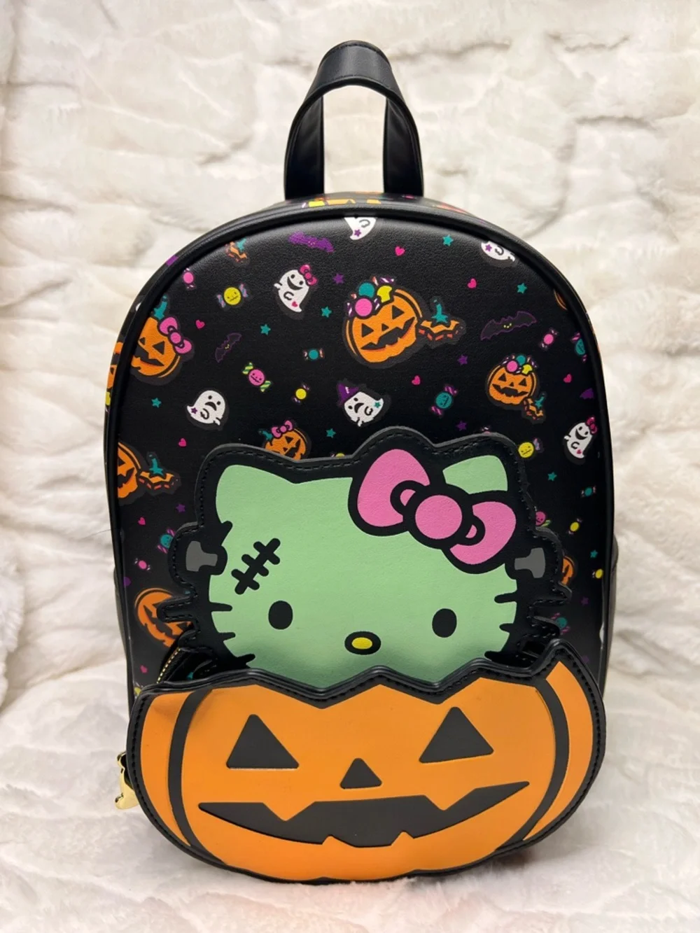 Hello Kitty Black Halloween Backpack with pumpkins & ghosties - Picture 8 of 8